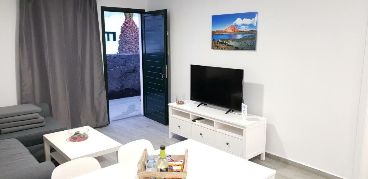 Вилла House First Line Of The Sea Коста-Тегисе Экстерьер фото